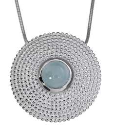 Pendant silver dots aquamarine 7 mm cab